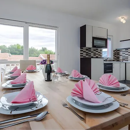 Villa Tomislav For 12 Guests Near The Vir