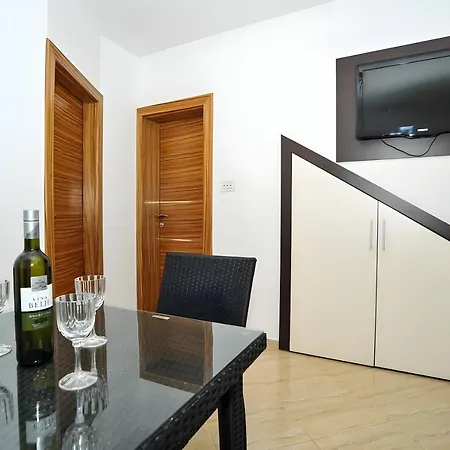 Tomislav For 12 Guests Near The Villa